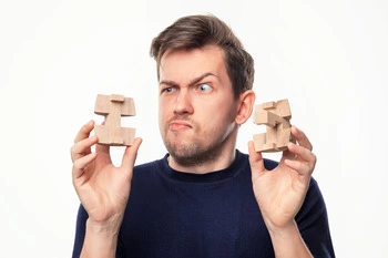 Risolvere un problema Risolvere un problema